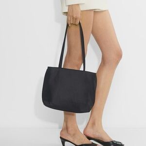 Aritzia babaton idolize nylon tote bag